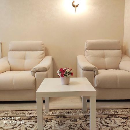 Comfort Apartments - Bright Family Suite グロドノ エクステリア 写真